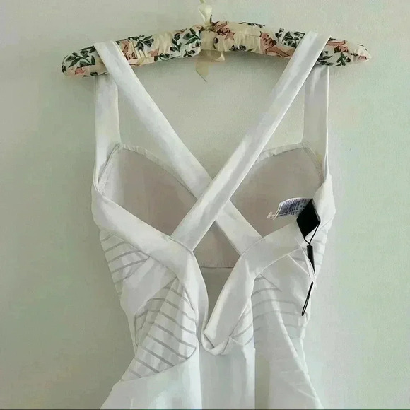 New $168.00 JETS Jessica Allen One Piece Swimsuit Infinity Low Back Sz 10 - Picture 6 of 11